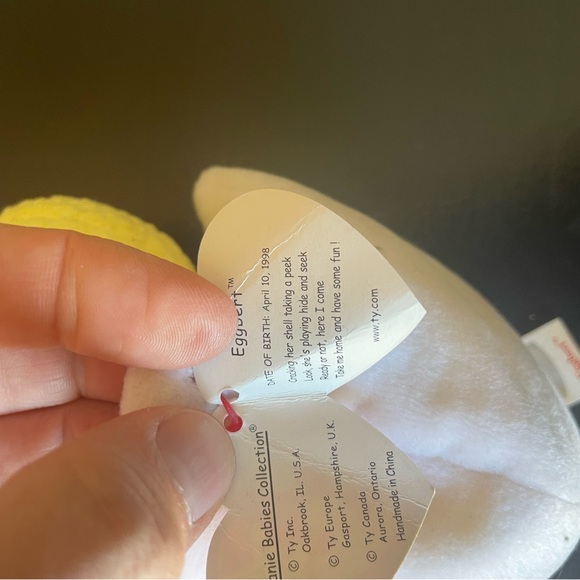 Eggbert Ty beanie baby plush chick in egg - Picture 3 of 4